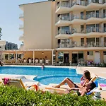 Karlovo Hotel
