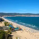 Karlovo ホテル