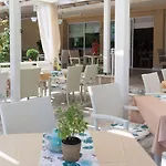 Karlovo ホテル 3*