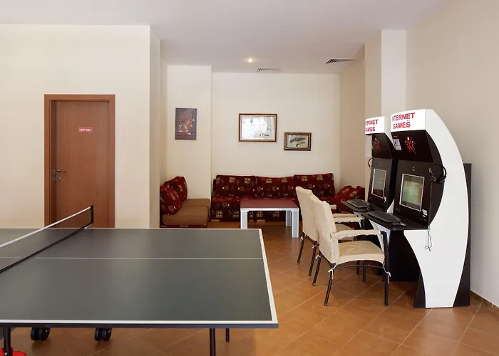 卡尔洛沃酒店 酒店 3*