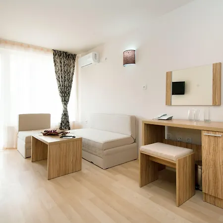 Hotel Karlovo 3*