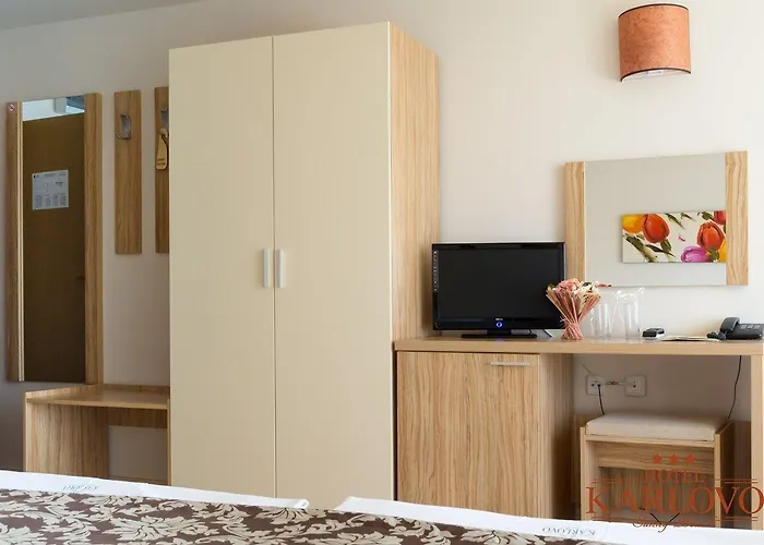 Karlovo Hotel 3*