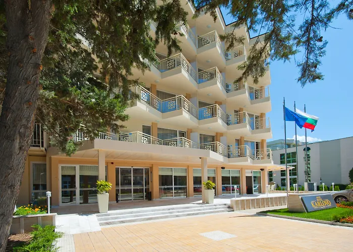 Karlovo Hotel 3*